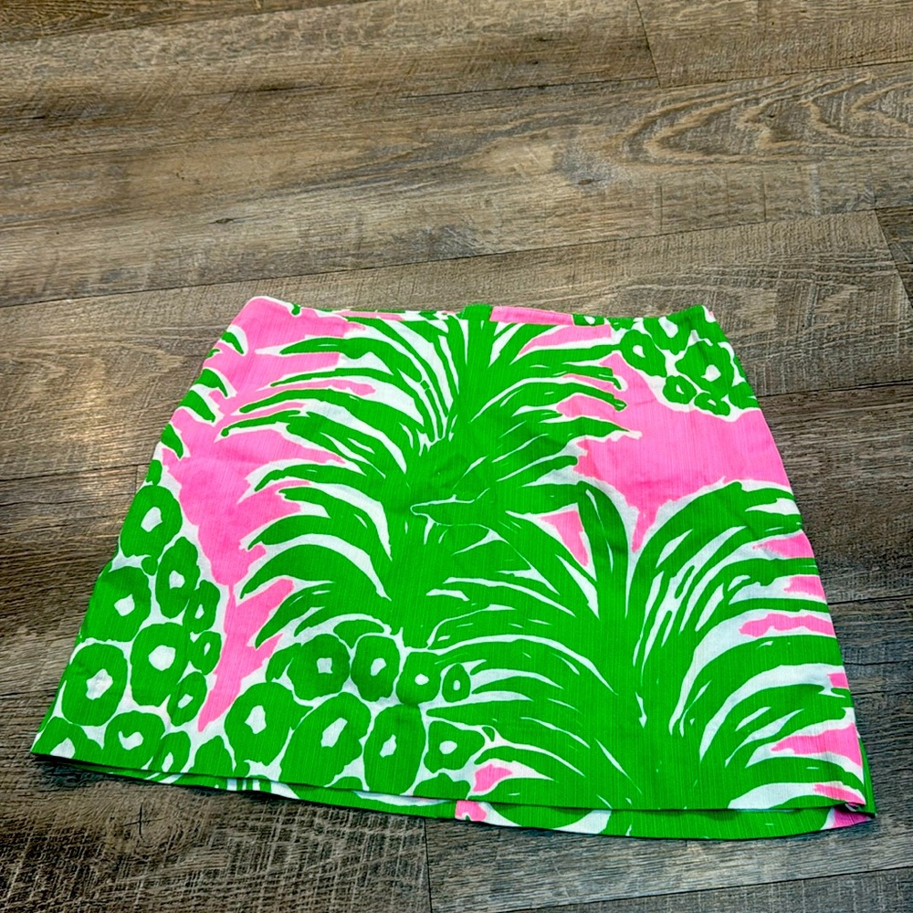 Tropical skirt, Lilly Pulitzer size 2 pink, green, and white
